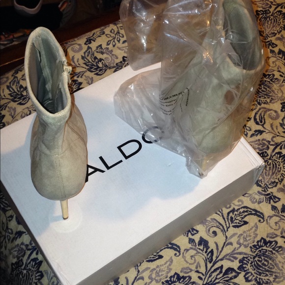 ALDO- ADWADIA - Picture 4 of 4